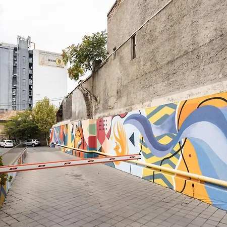 Lazynest - Modern With Parking & Balcony Апартаменты