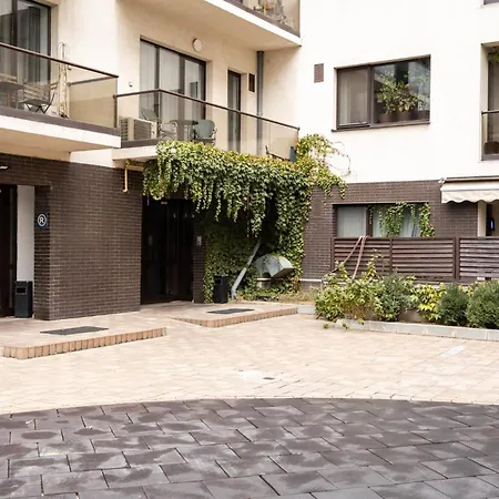 Lazynest - Modern With Parking & Balcony * Boekarest