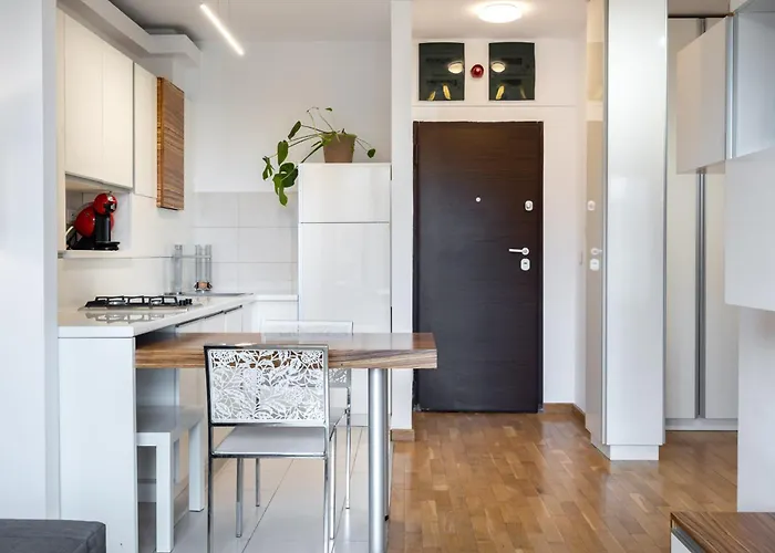 Appartement Lazynest - Modern With Parking & Balcony *